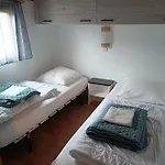 Traditionnels En Bois Fougax-et-Barrineuf