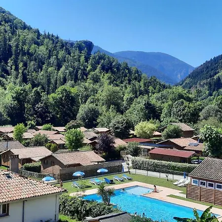 La Taillade De Montsegur Location De En Bois مكان تخييم Fougax-et-Barrineuf