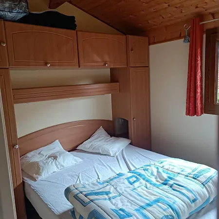 Κάμπινγκ La Taillade De Montsegur Location De En Bois Fougax-et-Barrineuf