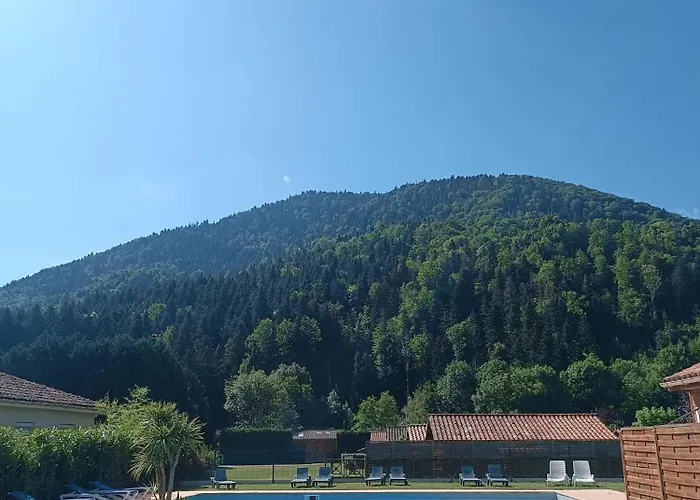 Campingplads Traditionnels En Bois Fougax-et-Barrineuf